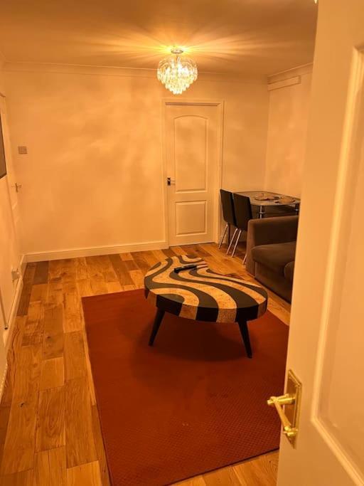 2 Bed Solihull Near Nec Airport, Jlr, Resort Wrld Buitenkant foto