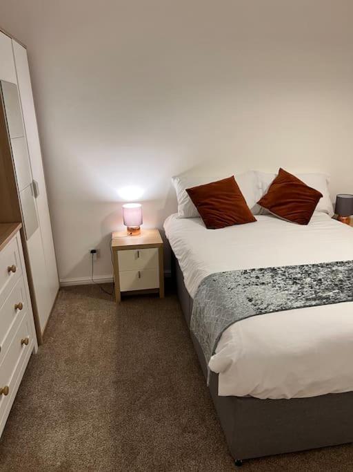2 Bed Solihull Near Nec Airport, Jlr, Resort Wrld Buitenkant foto