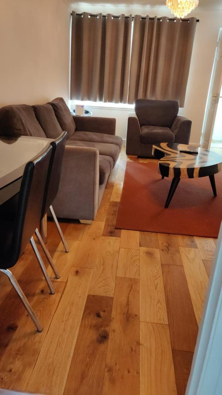 2 Bed Solihull Near Nec Airport, Jlr, Resort Wrld Buitenkant foto