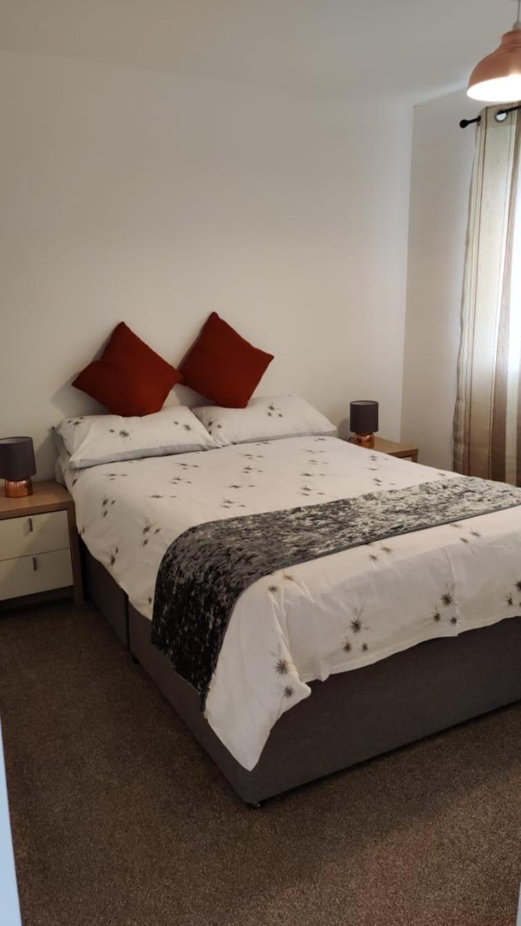 2 Bed Solihull Near Nec Airport, Jlr, Resort Wrld Buitenkant foto