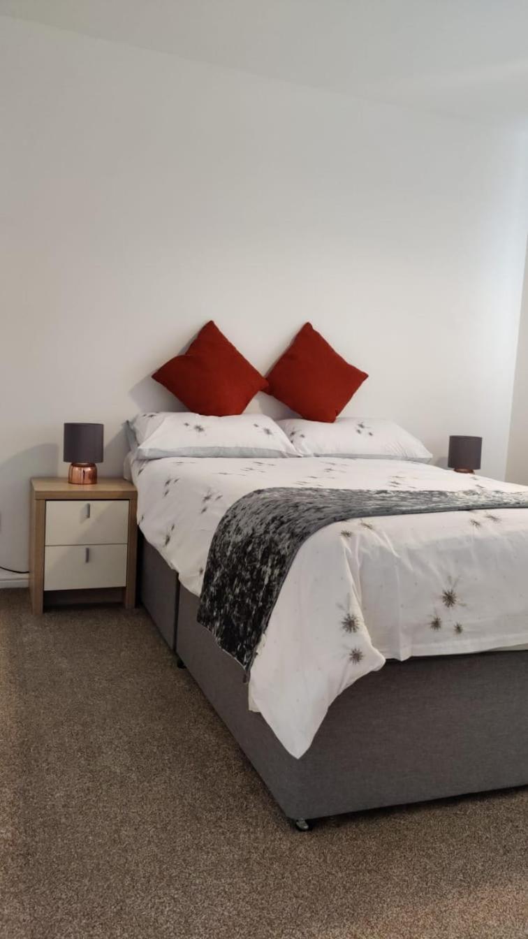 2 Bed Solihull Near Nec Airport, Jlr, Resort Wrld Buitenkant foto